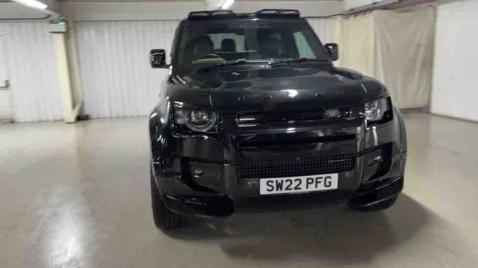 More views of Land Rover Defender 90