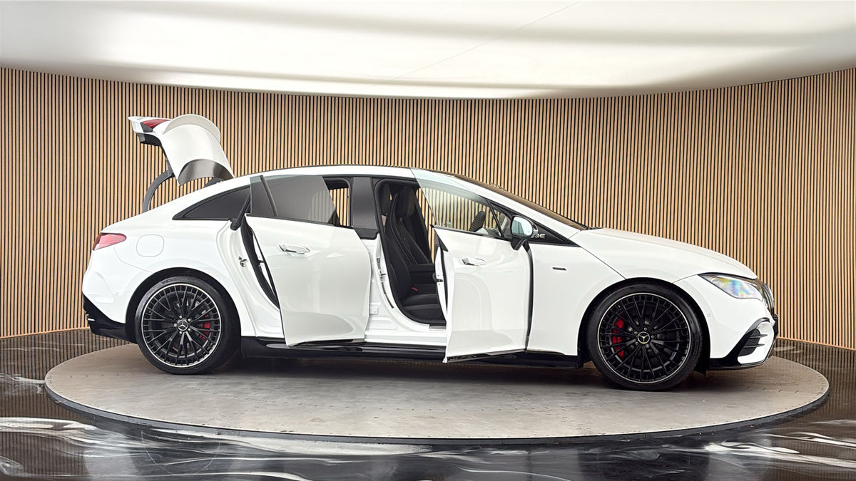 More views of Mercedes-Benz EQE