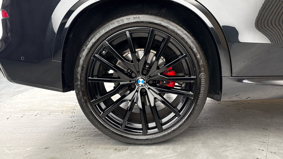 BMW X5 Image 10