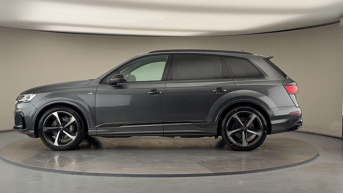 Audi Q7 Image 15