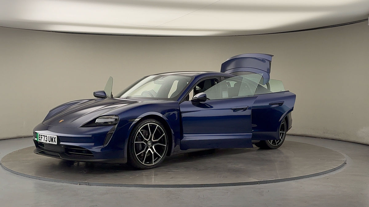 Porsche Taycan Image 22