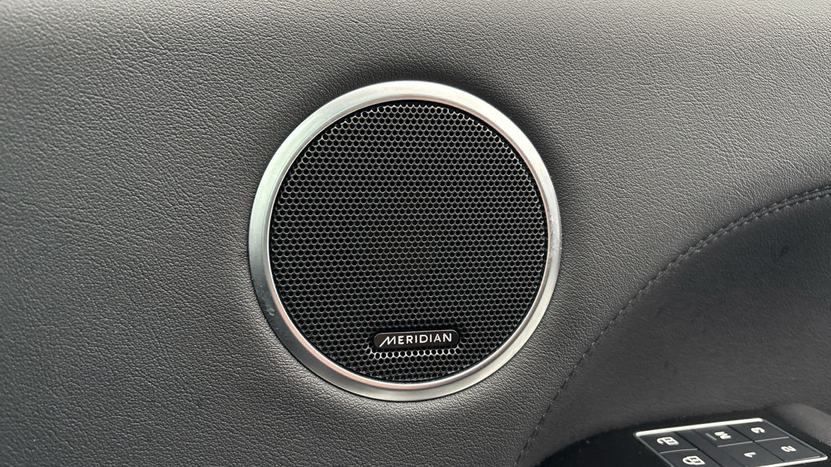 Land Rover Range Rover Sport Image 25