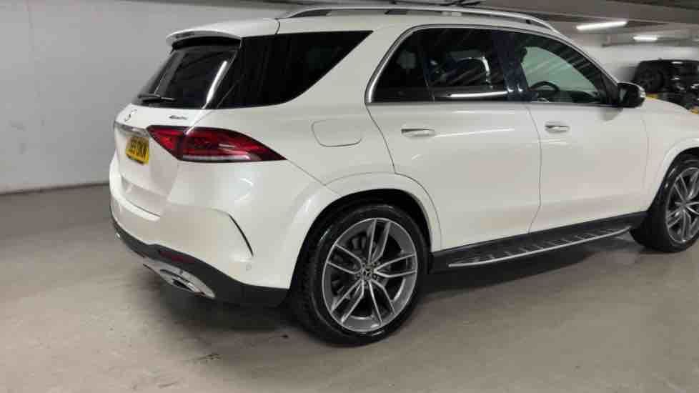 More views of Mercedes-Benz GLE