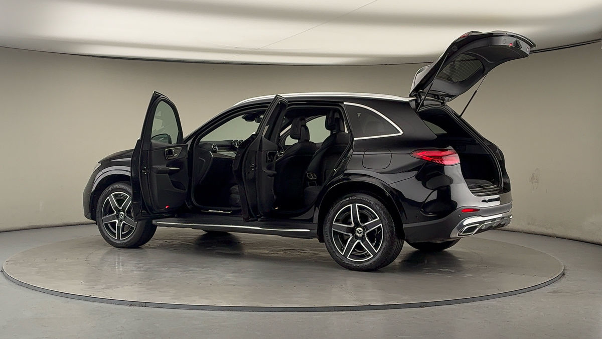 More views of Mercedes-Benz GLC