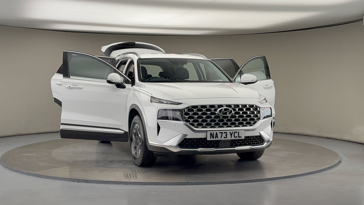More views of Hyundai Santa Fe