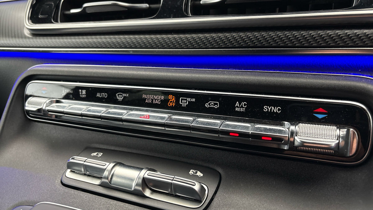 Mercedes-Benz V Class Image 6