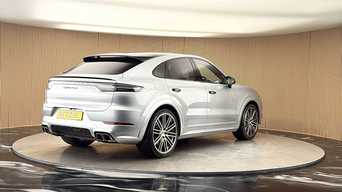 More views of Porsche Cayenne
