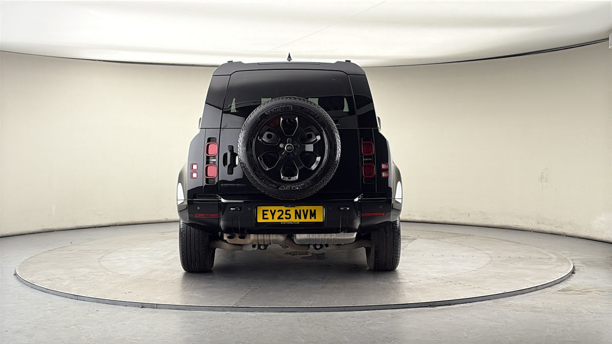 Land Rover Defender 90 Image 4