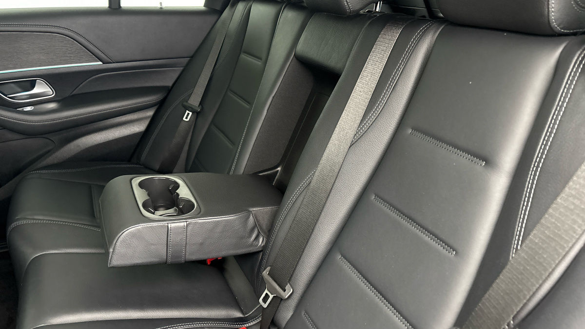 Mercedes-Benz GLE Image 9