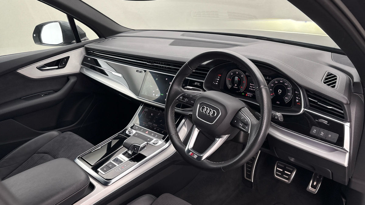 Audi Q7 Image 5