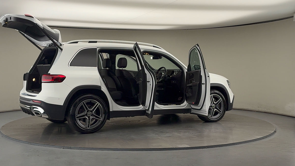 More views of Mercedes-Benz GLB