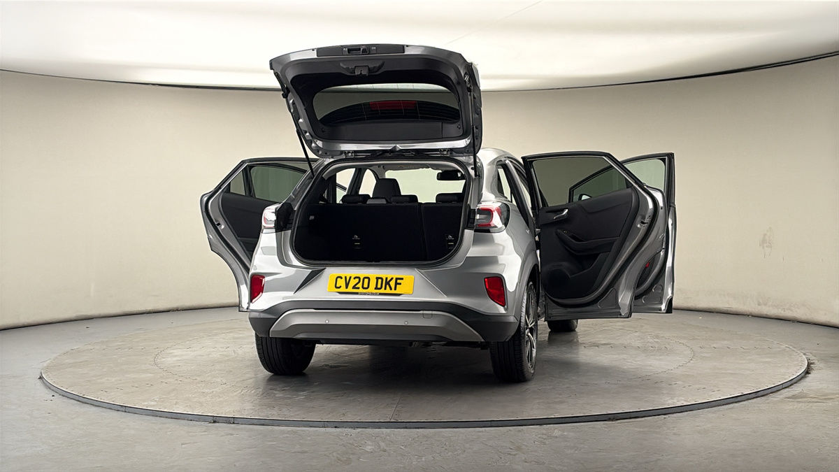 More views of Ford Puma