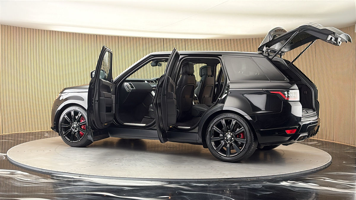 More views of Land Rover Range Rover Sport