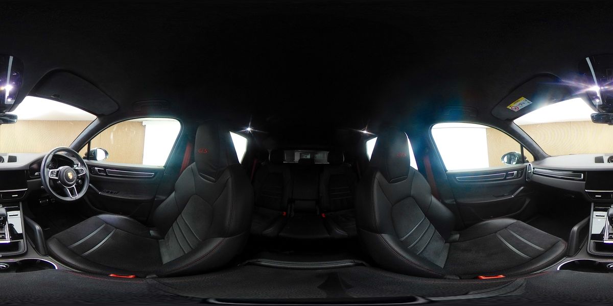 More views of Porsche Cayenne