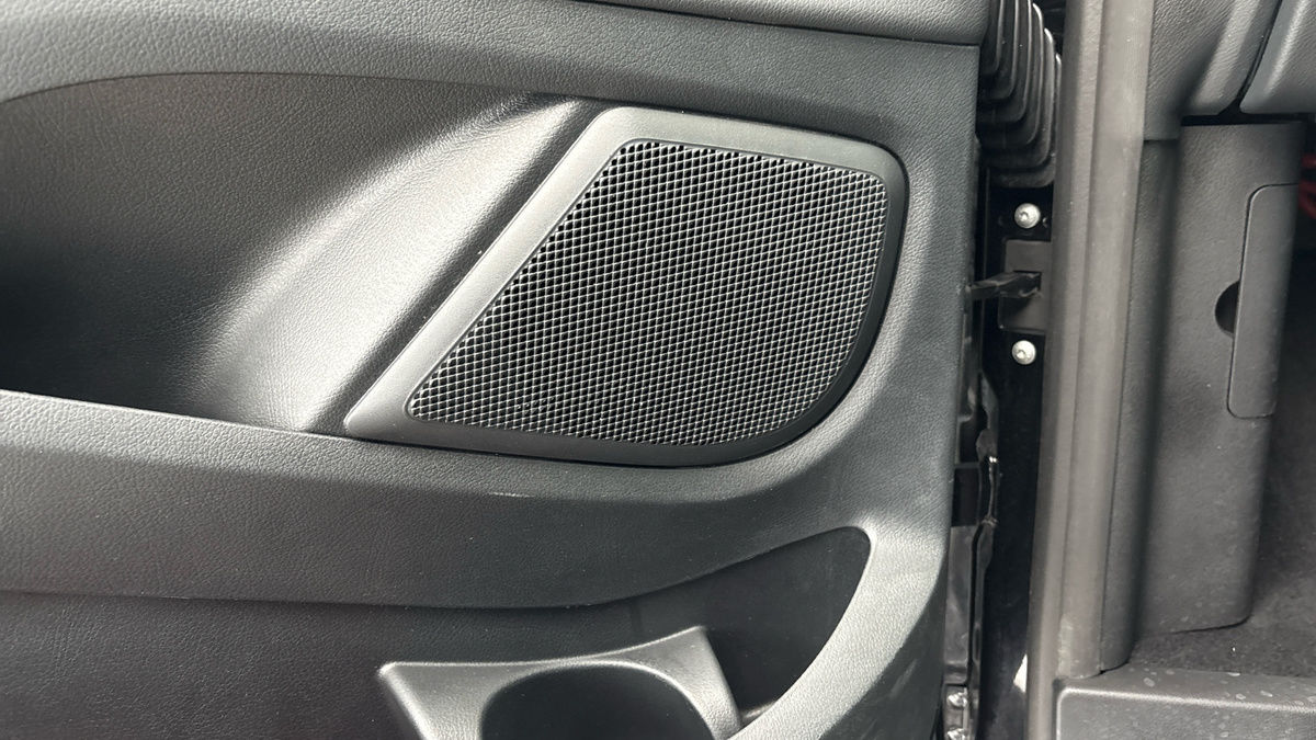 Mercedes-Benz V Class Image 9