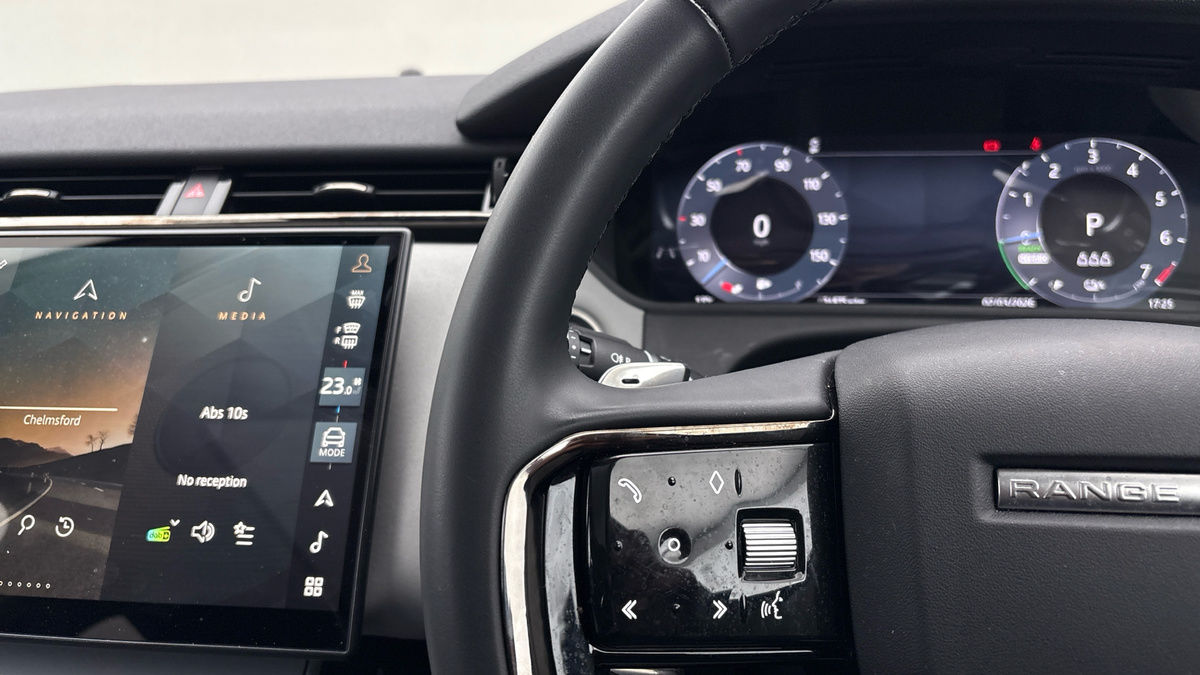 Land Rover Range Rover Velar Image 13