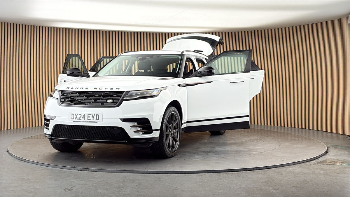 More views of Land Rover Range Rover Velar