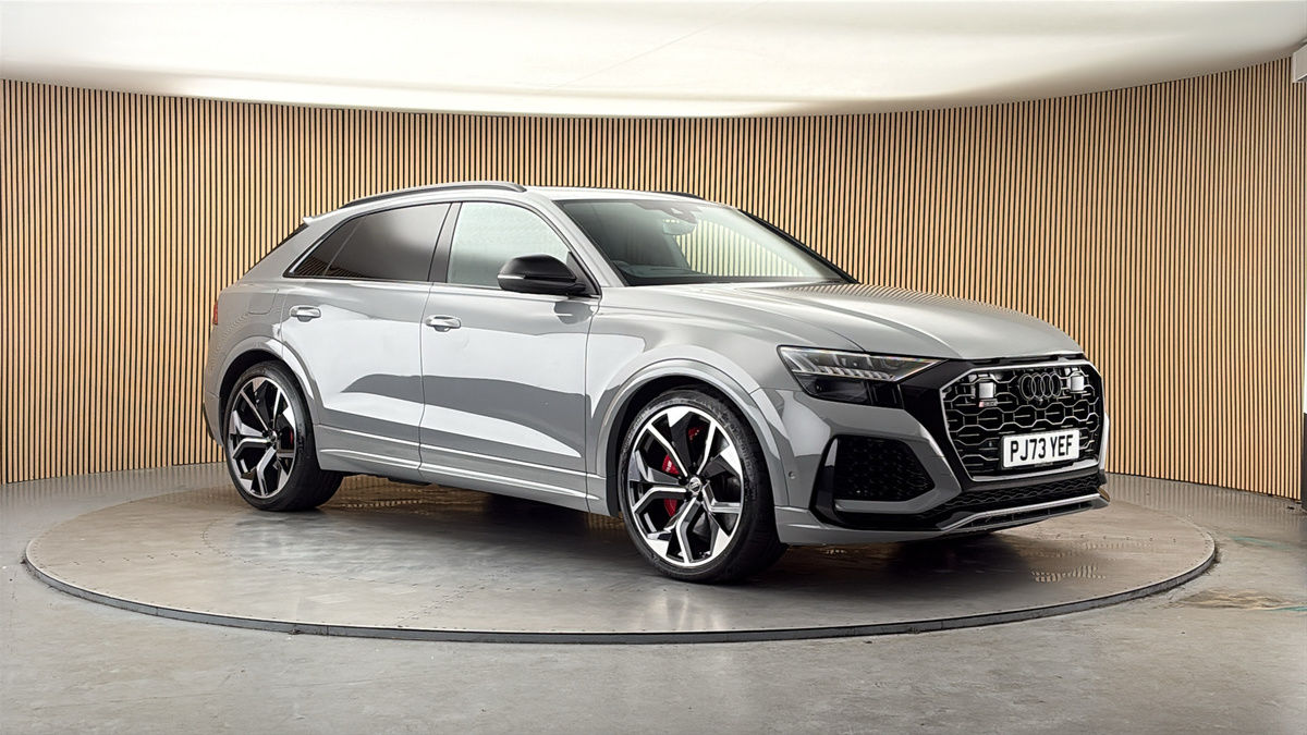 More views of Audi RSQ8