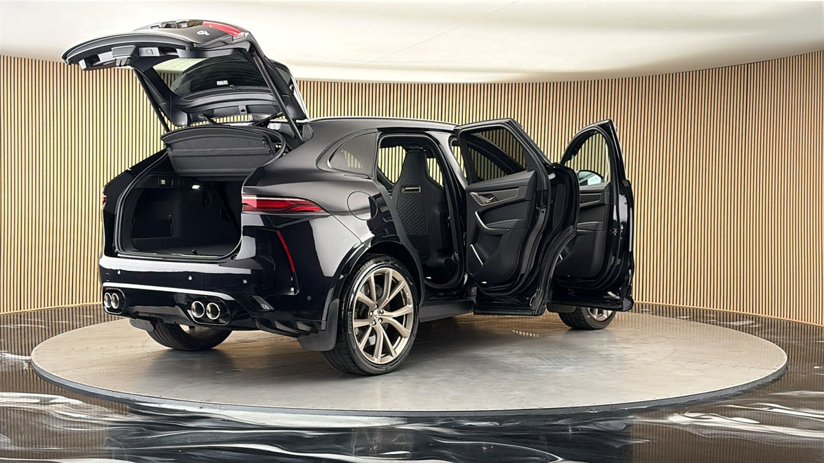 More views of Jaguar F-PACE
