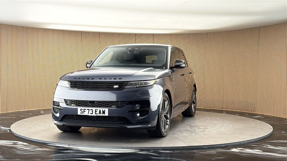 More views of Land Rover Range Rover Sport