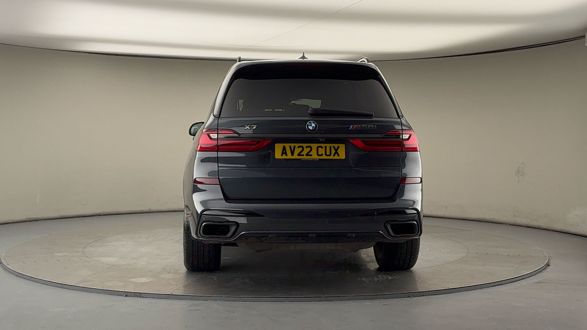 More views of BMW X7