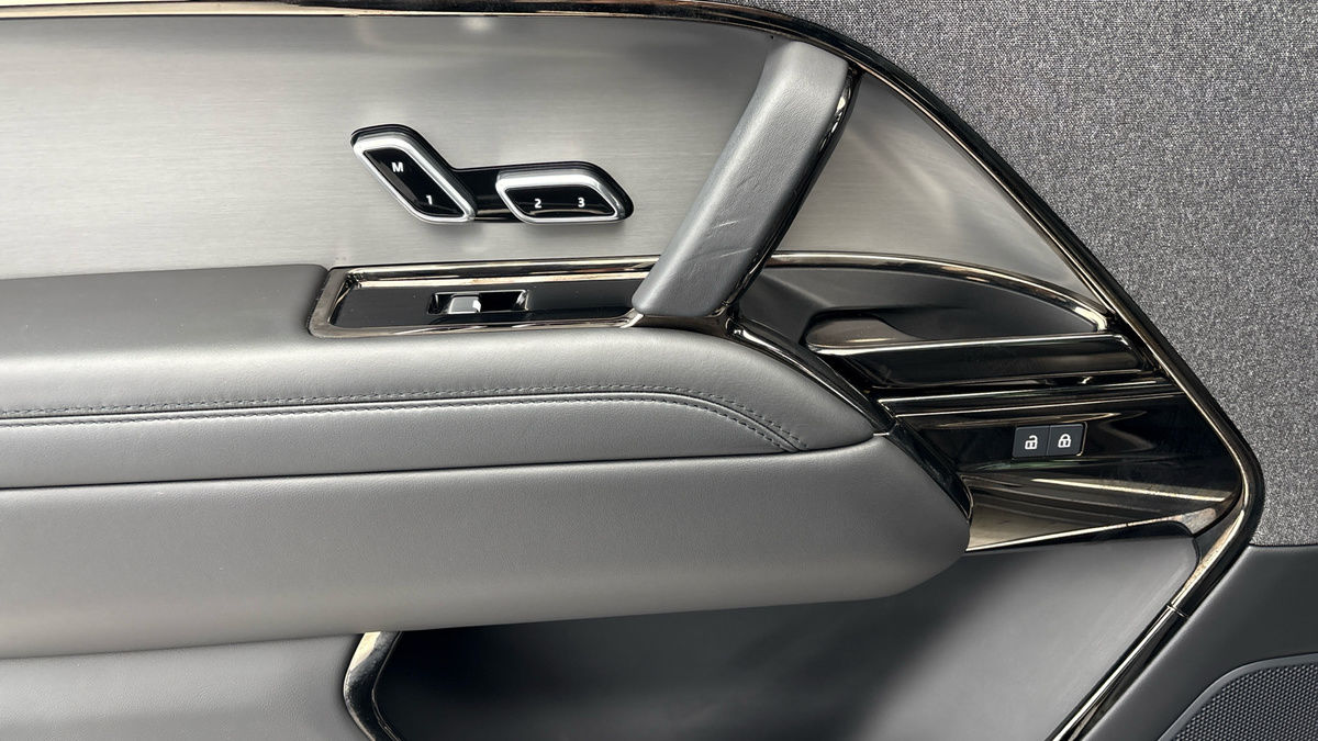 Land Rover Range Rover Sport Image 19