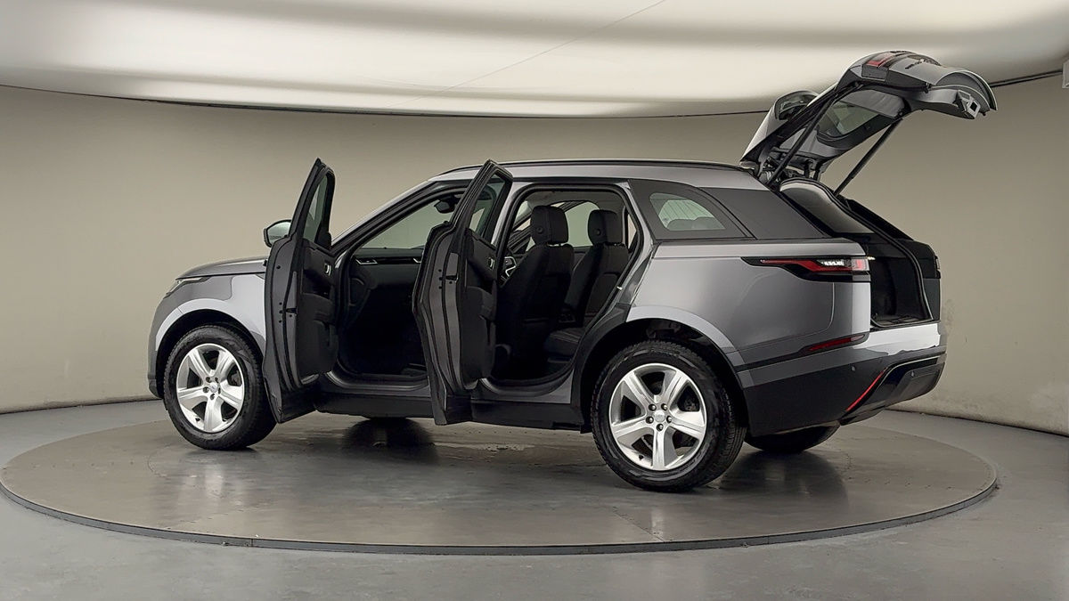 More views of Land Rover Range Rover Velar