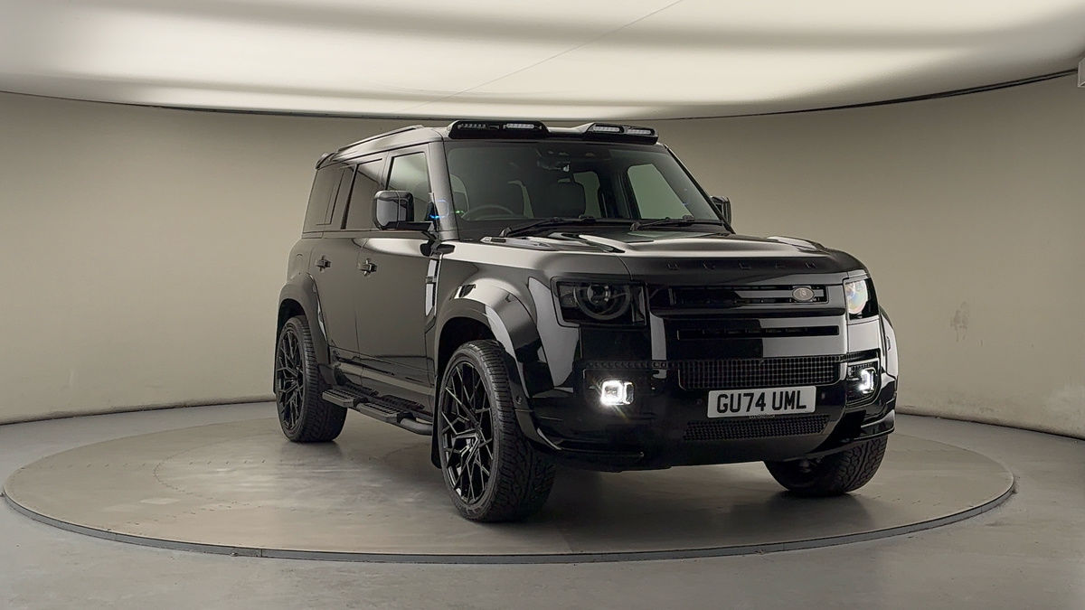 More views of Land Rover Defender 110