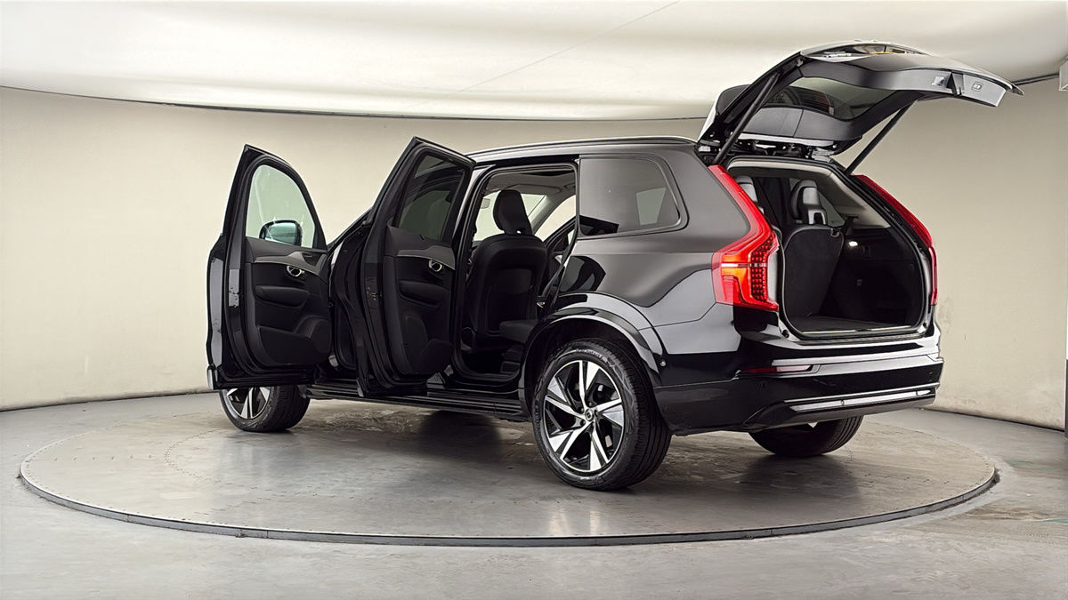 More views of Volvo XC90
