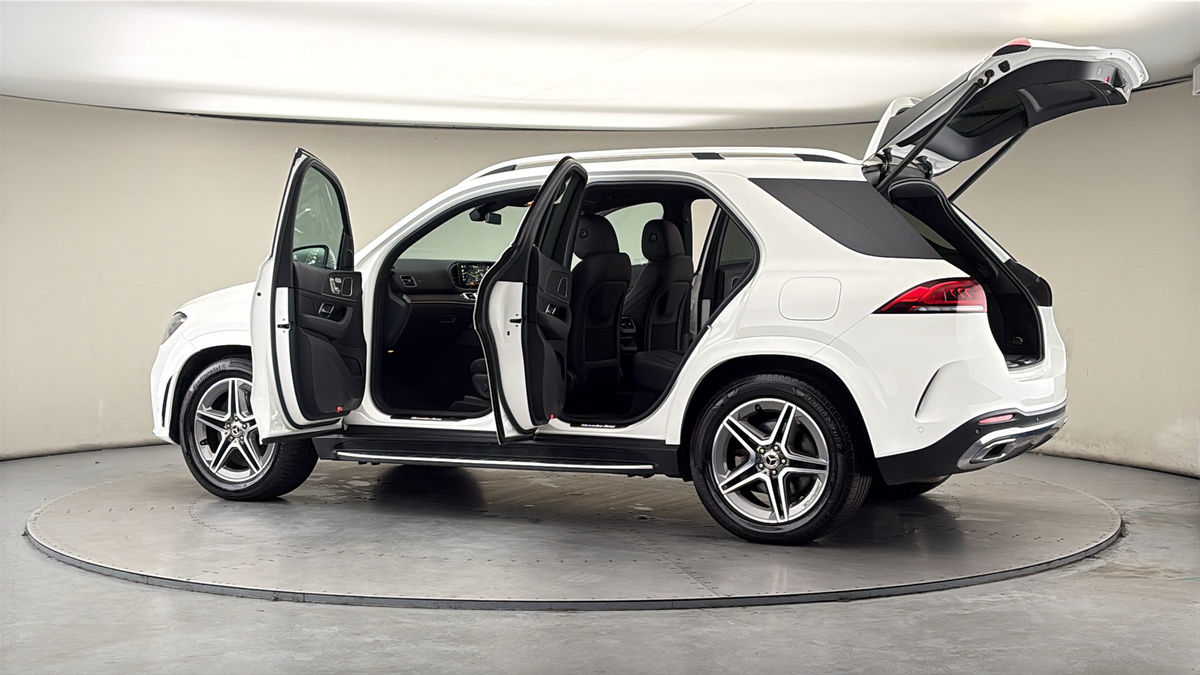 More views of Mercedes-Benz GLE