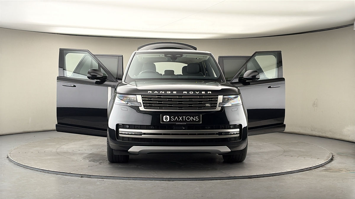 More views of Land Rover Range Rover