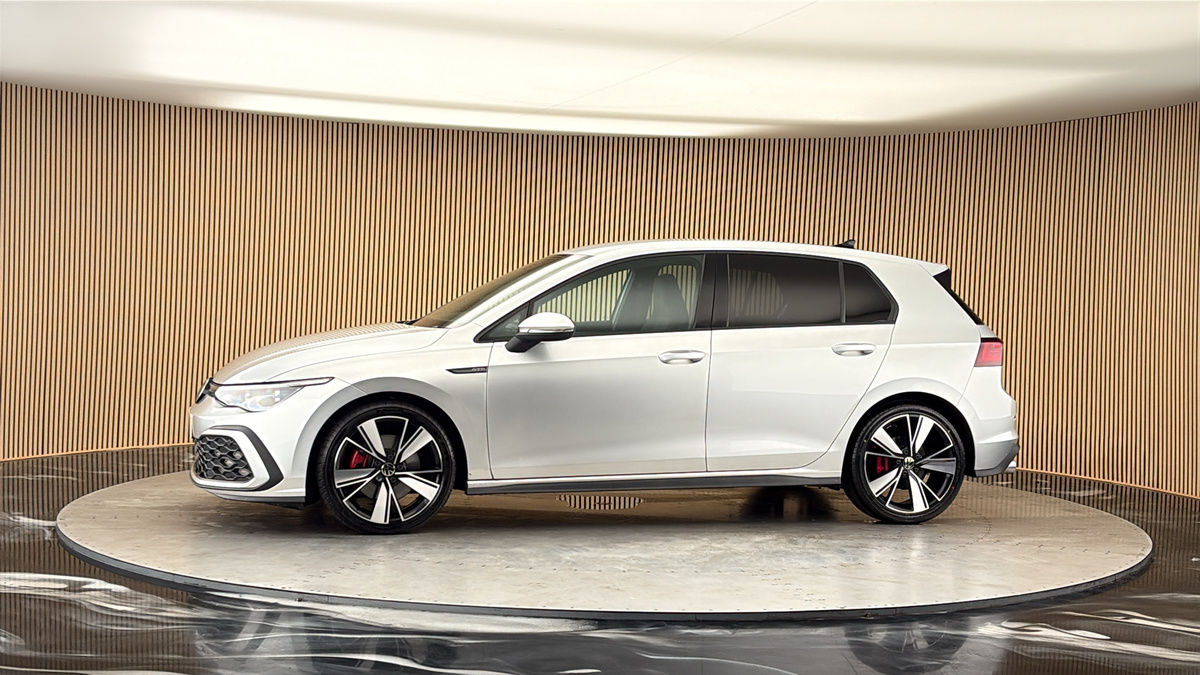 More views of Volkswagen Golf