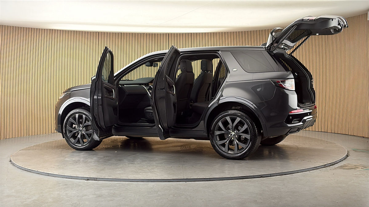 More views of Land Rover Discovery Sport