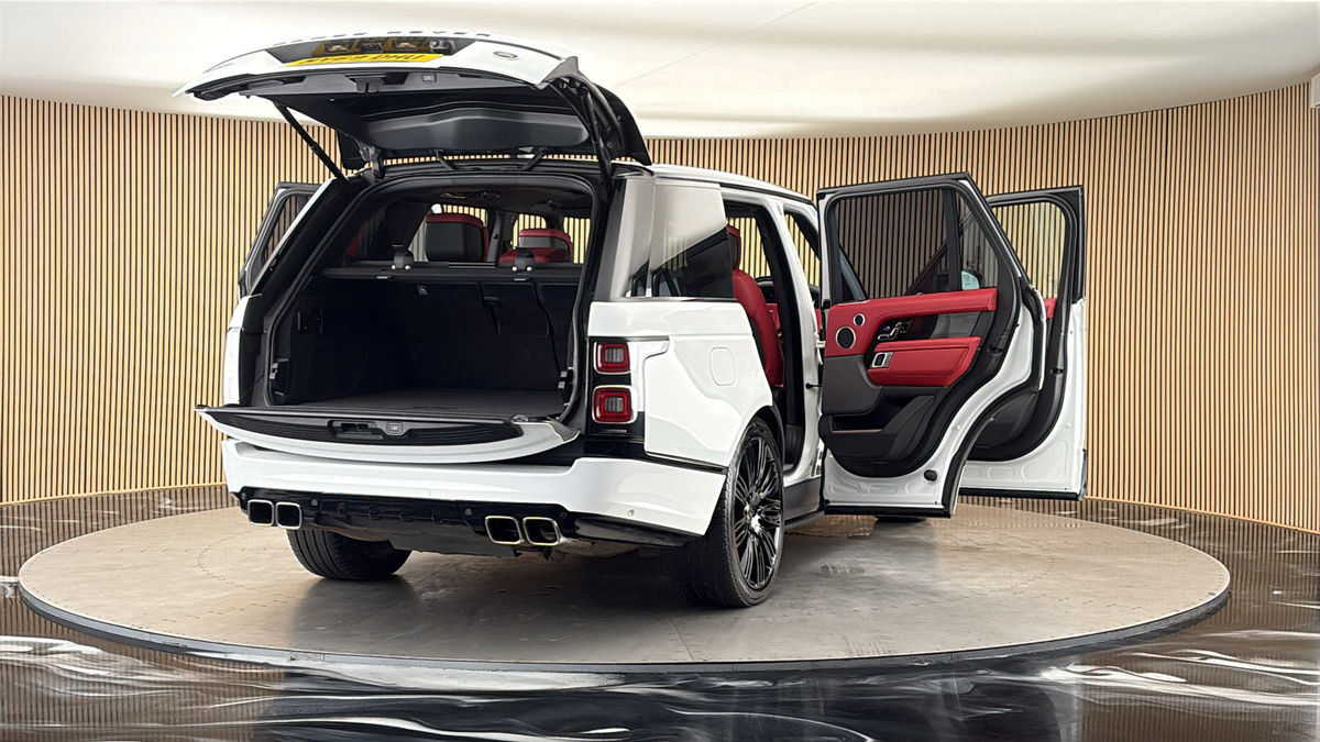 More views of Land Rover Range Rover