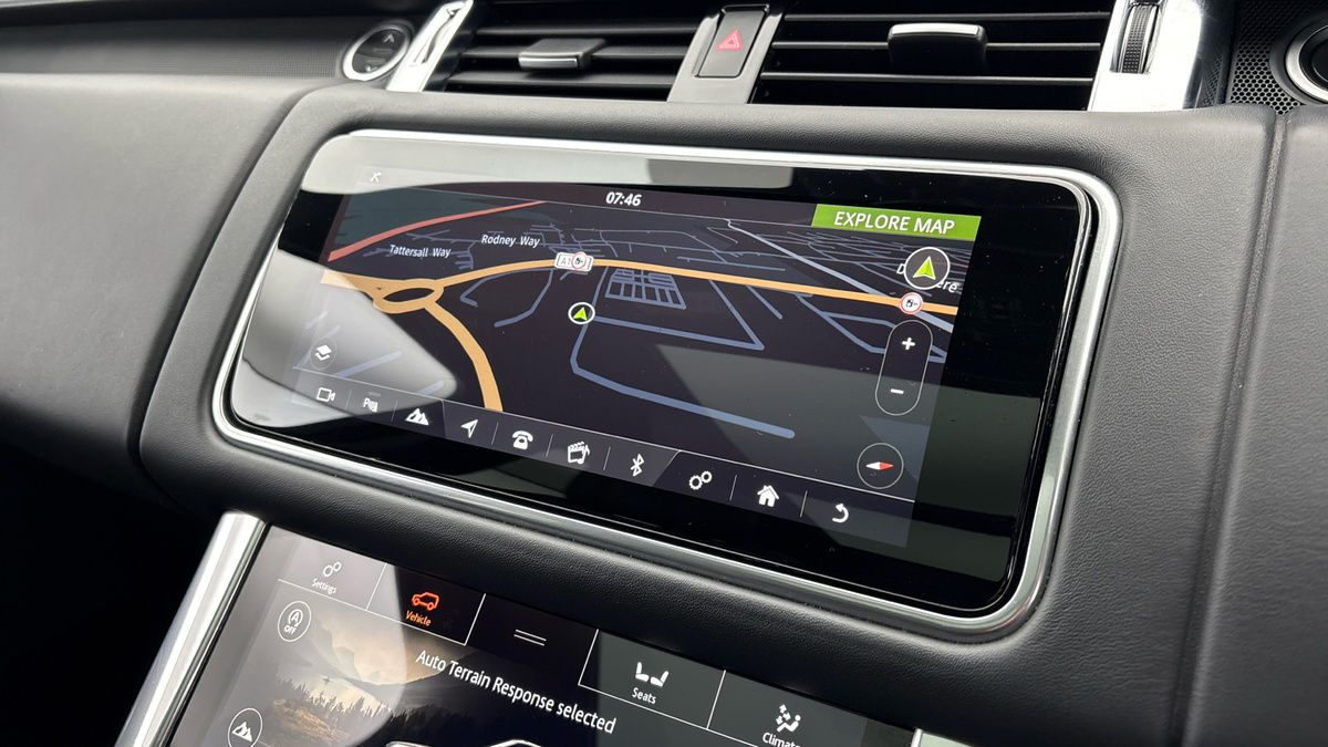 Land Rover Range Rover Sport Image 17