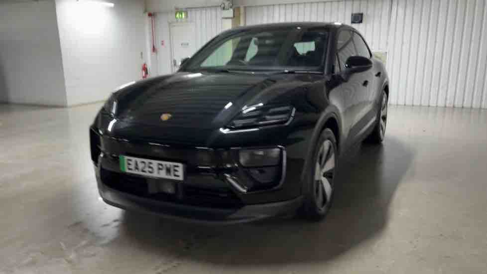 More views of Porsche Macan