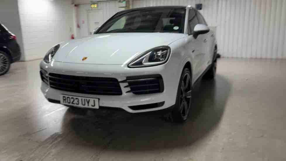 More views of Porsche Cayenne