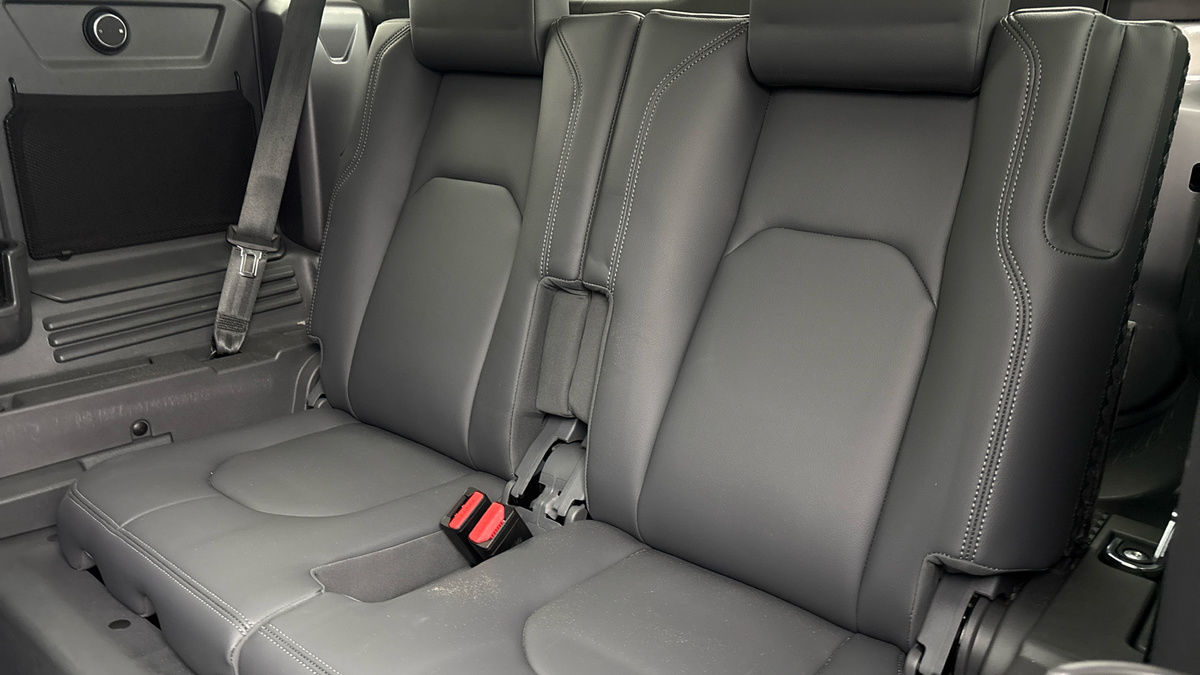 Land Rover Defender 110 Urban Image 28