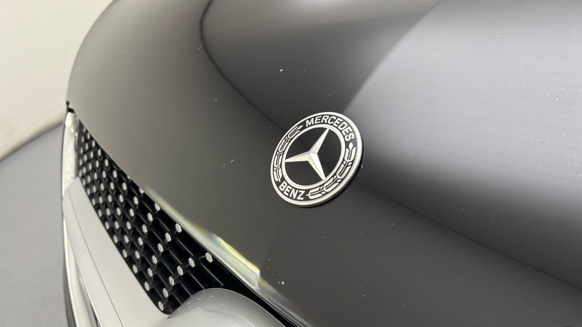 Mercedes-Benz V Class Image 24