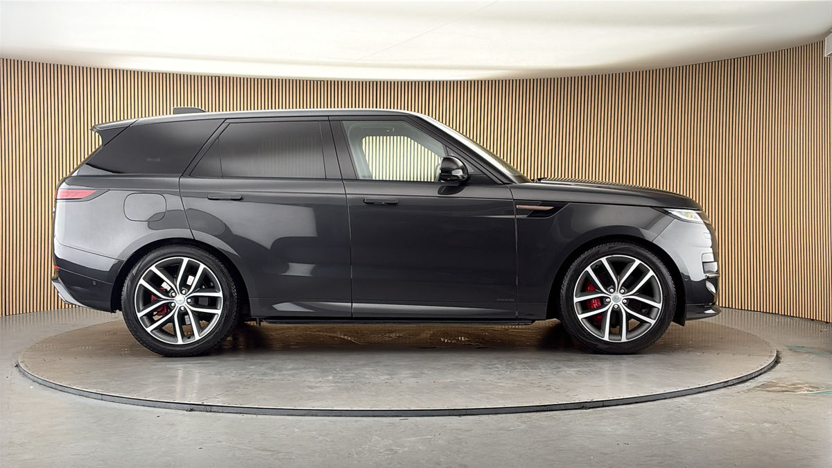 Land Rover Range Rover Sport Image 16