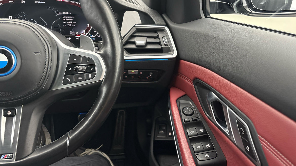 BMW 3 Series Image 14