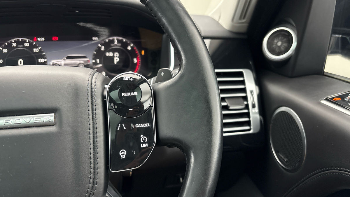 Land Rover Range Rover Image 14