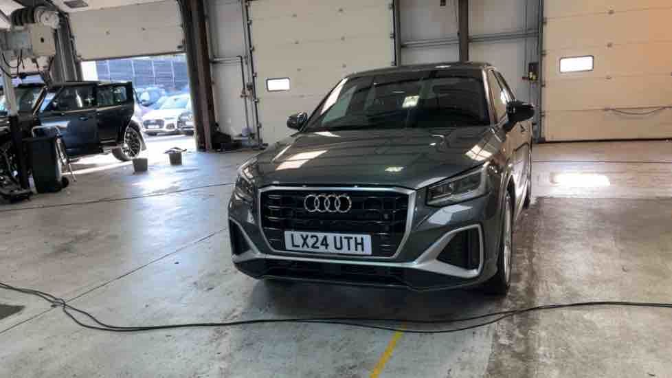 More views of Audi Q2