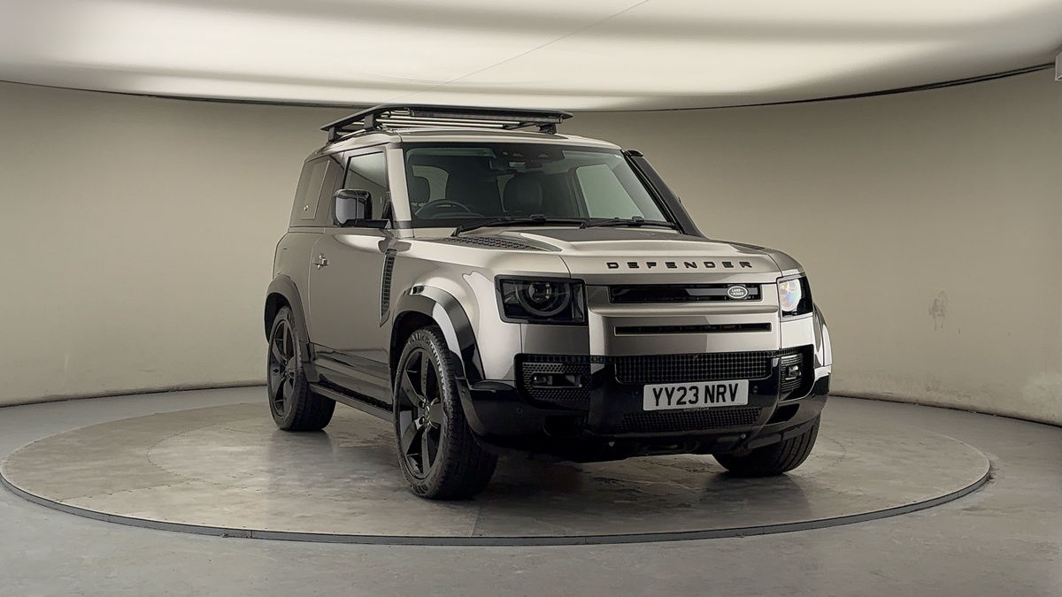 More views of Land Rover Defender 90