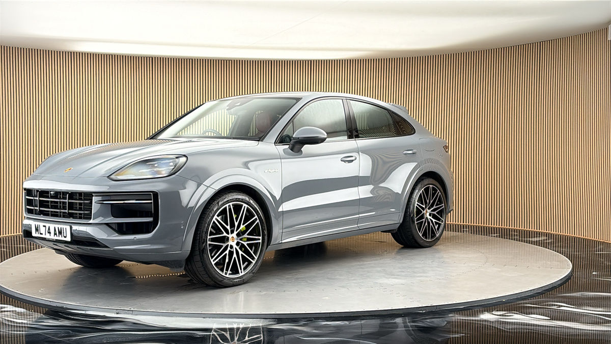 Porsche Cayenne Image 20