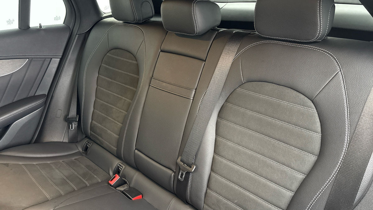 Mercedes-Benz GLC Image 8