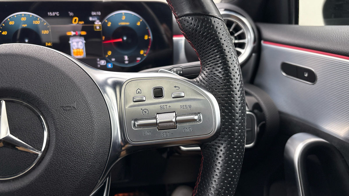 Mercedes-Benz A Class Image 14