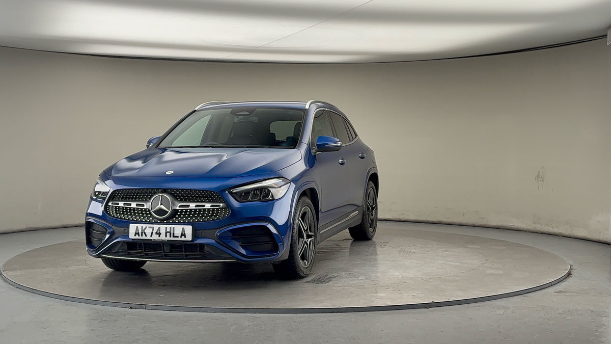 More views of Mercedes-Benz GLA