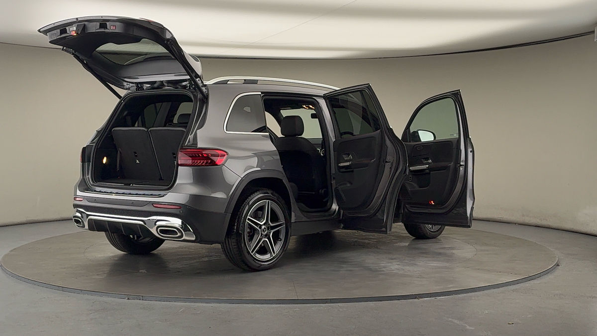 More views of Mercedes-Benz GLB