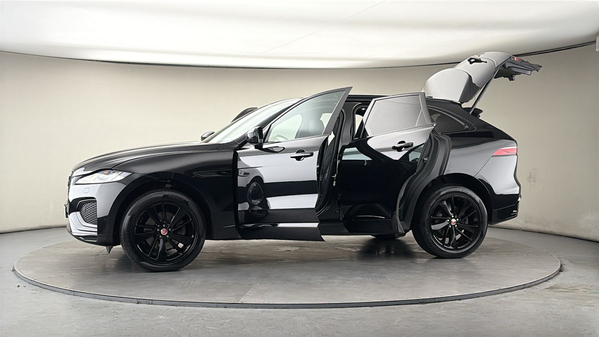 More views of Jaguar F-PACE